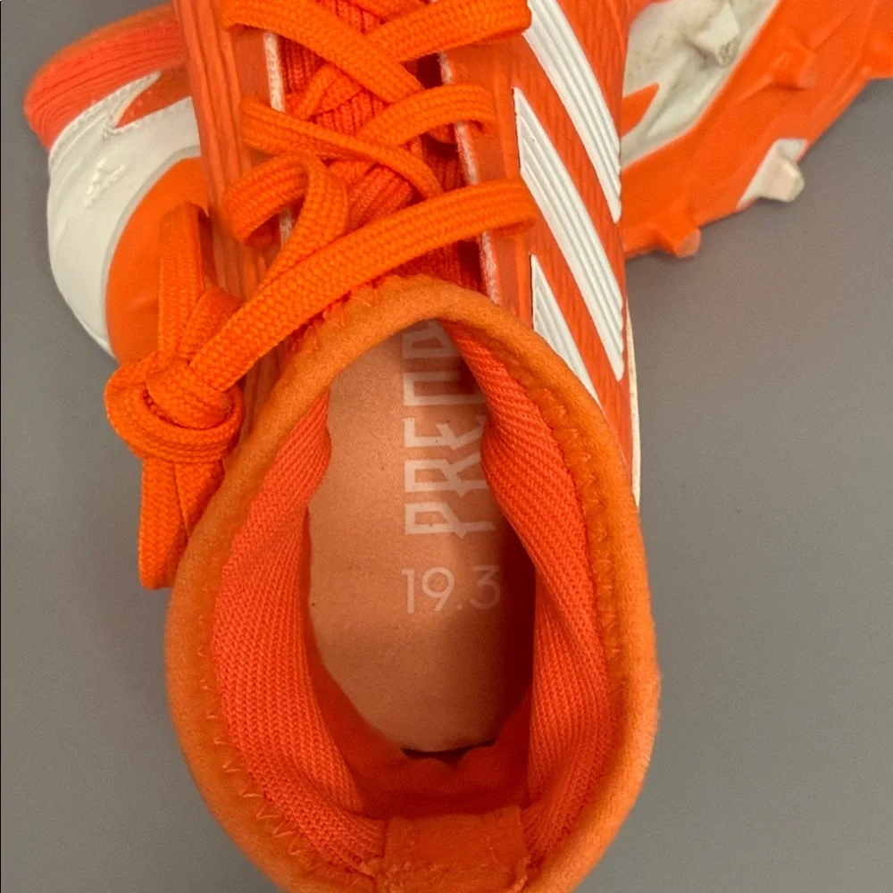 adidas Predator 19.3 FG Women's‎ Soccer Cleats - Hi-Res Coral / White Sz 5